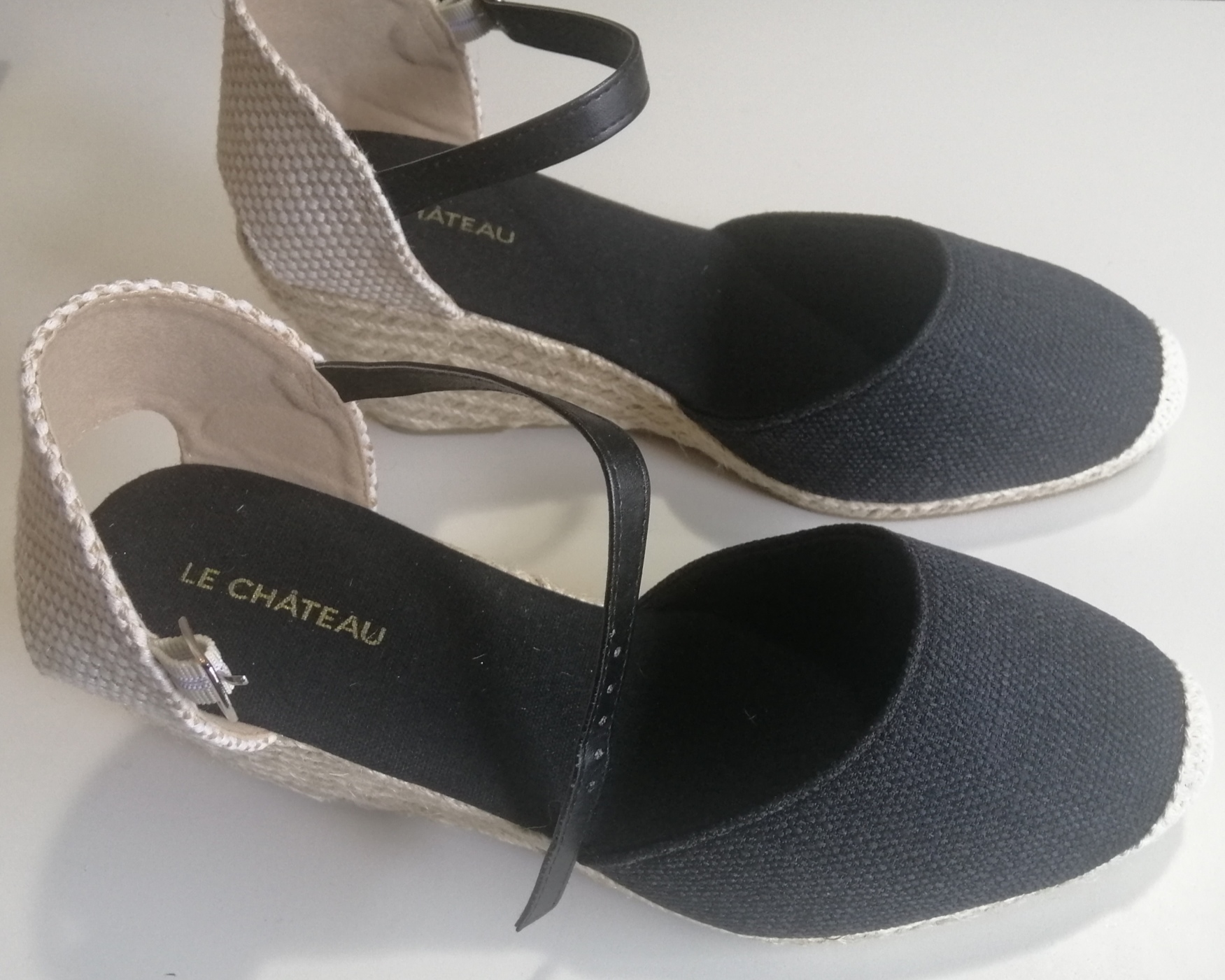 Chaussure talon compensé