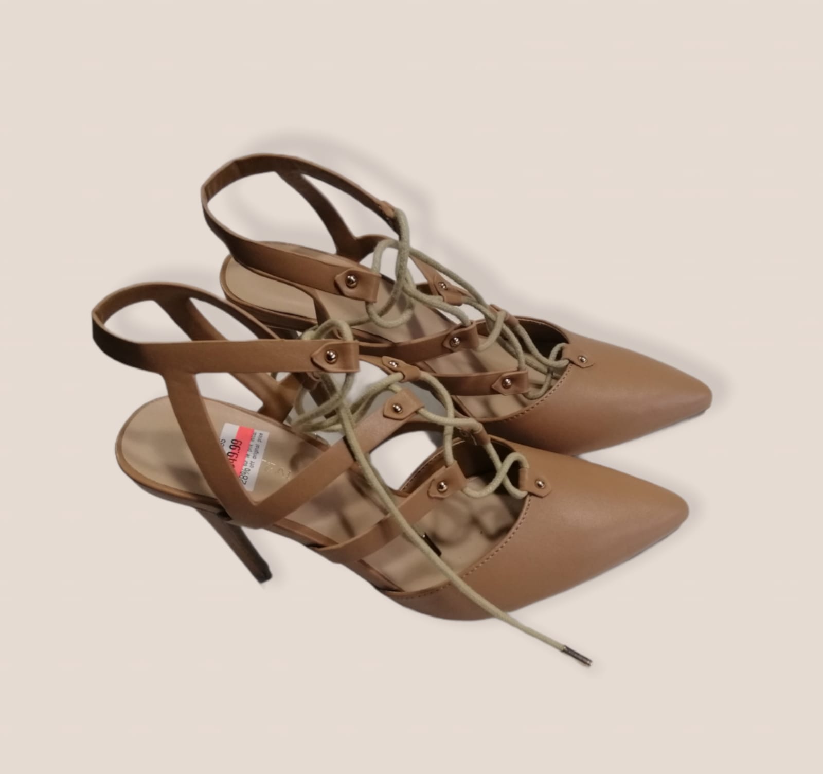 Chaussure Talons à lacets