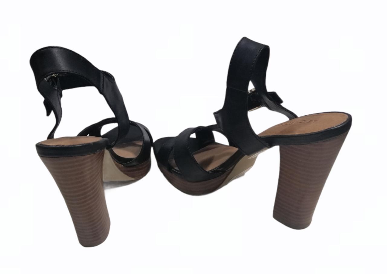 Chaussure compensée à talons en cuir