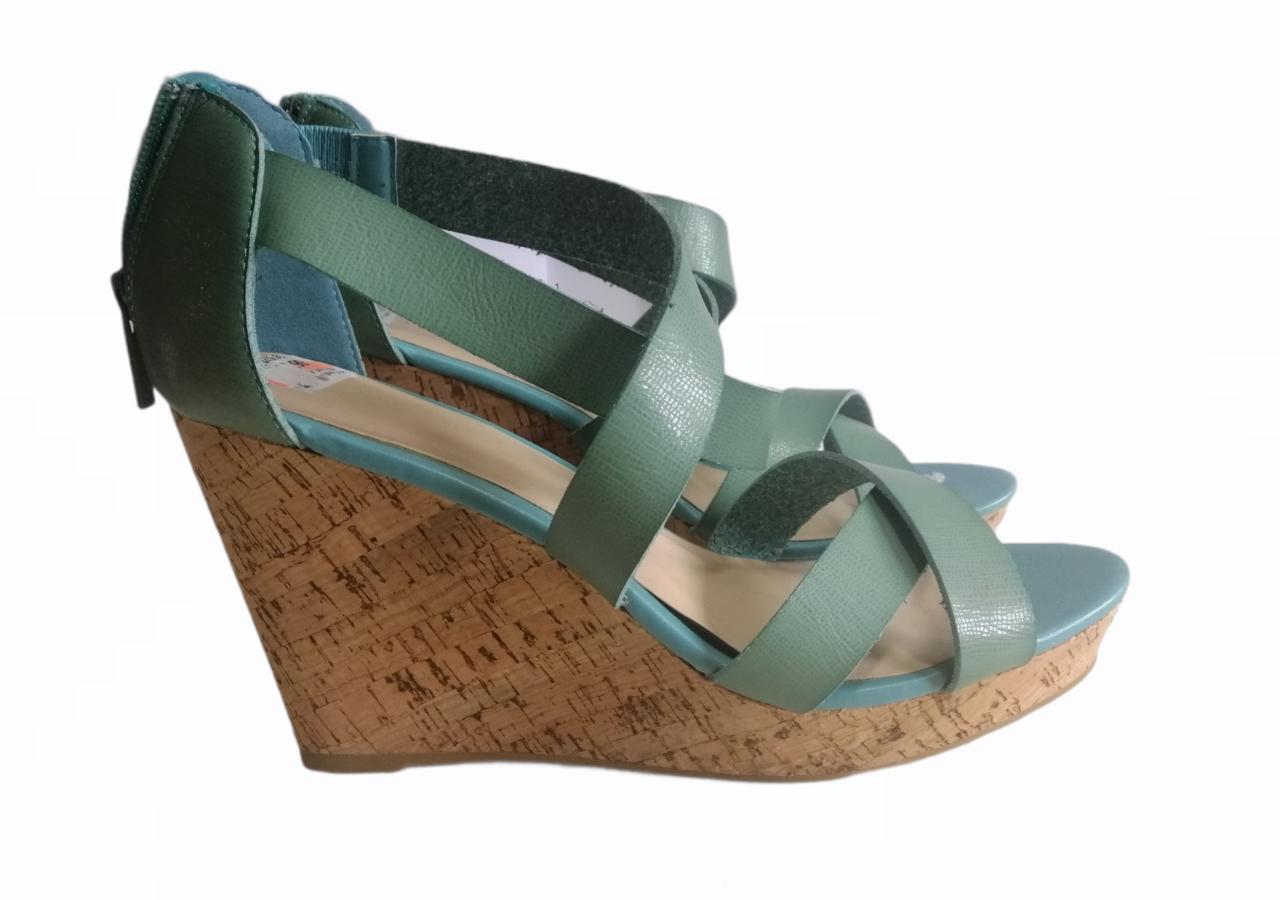 Chaussure ouverte compensée