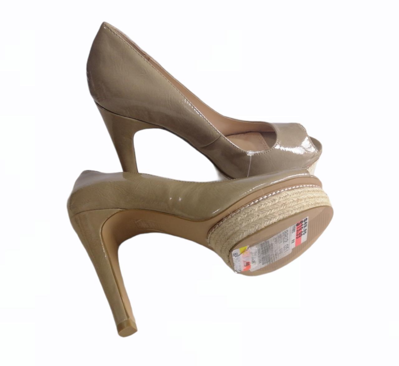 Chaussure talons compensés orteils ouverts