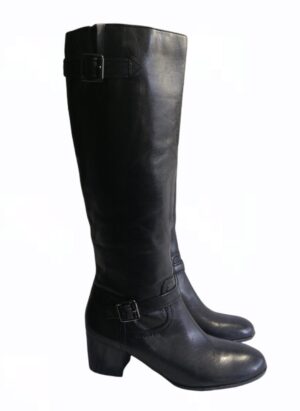 Bottes longues en cuir
