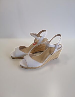 Chaussure à talons type wedges