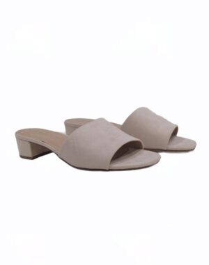 Sandale petit talon crème