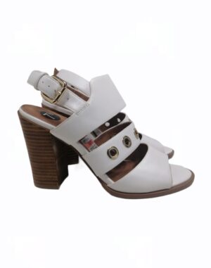 Chaussure à talons carré blanc