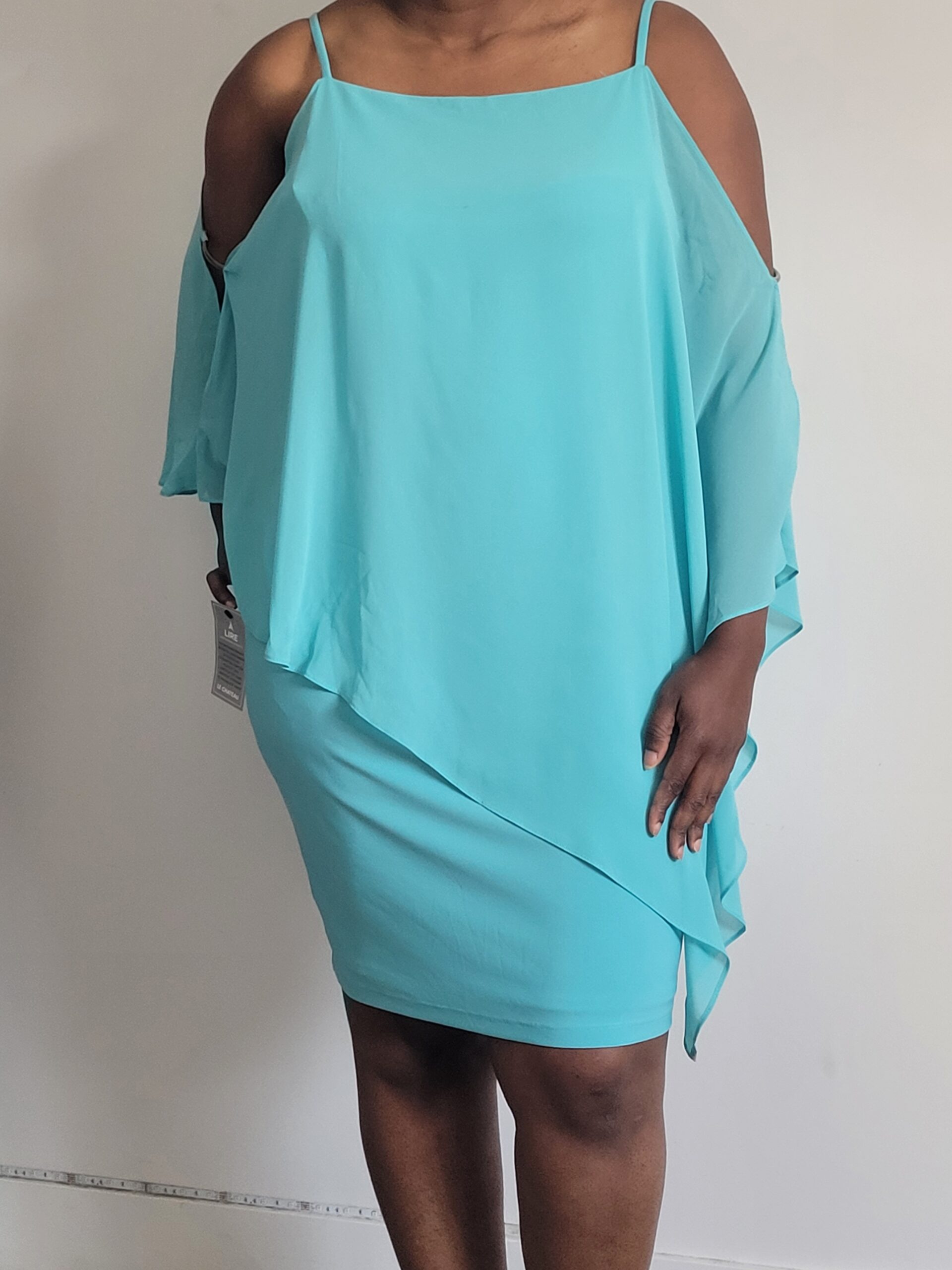 Robe Le Château capuche épaule mousseline de soie turquoise